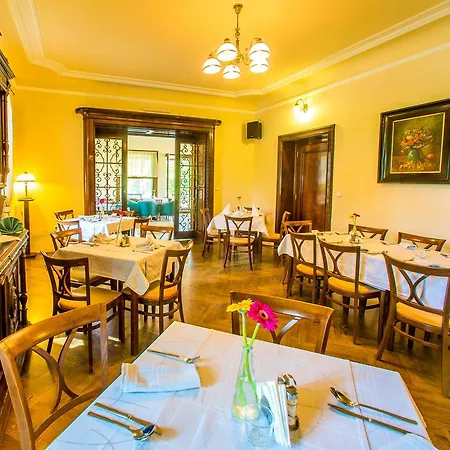 Manor House Hotel